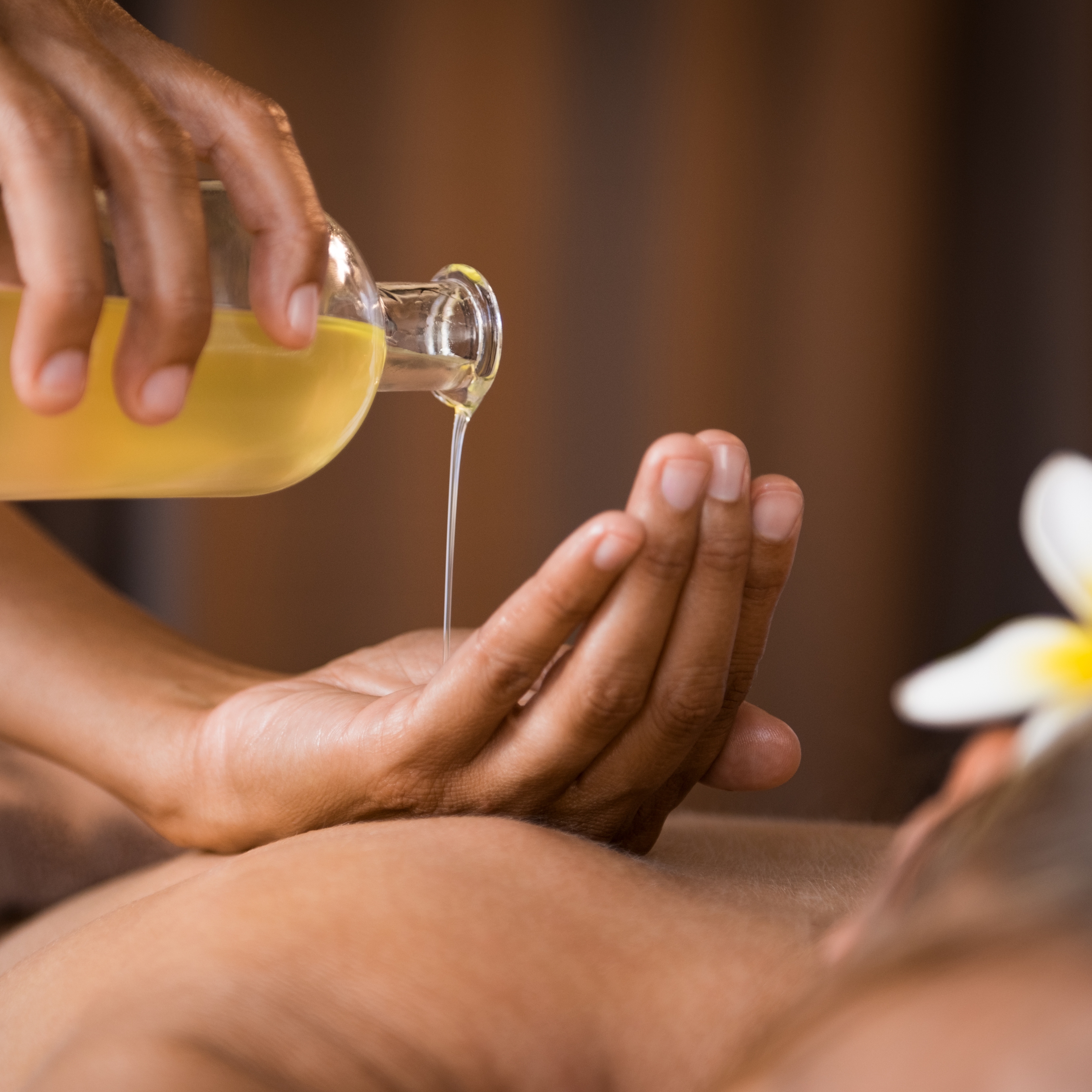 Relaxing Hot Oil Massage