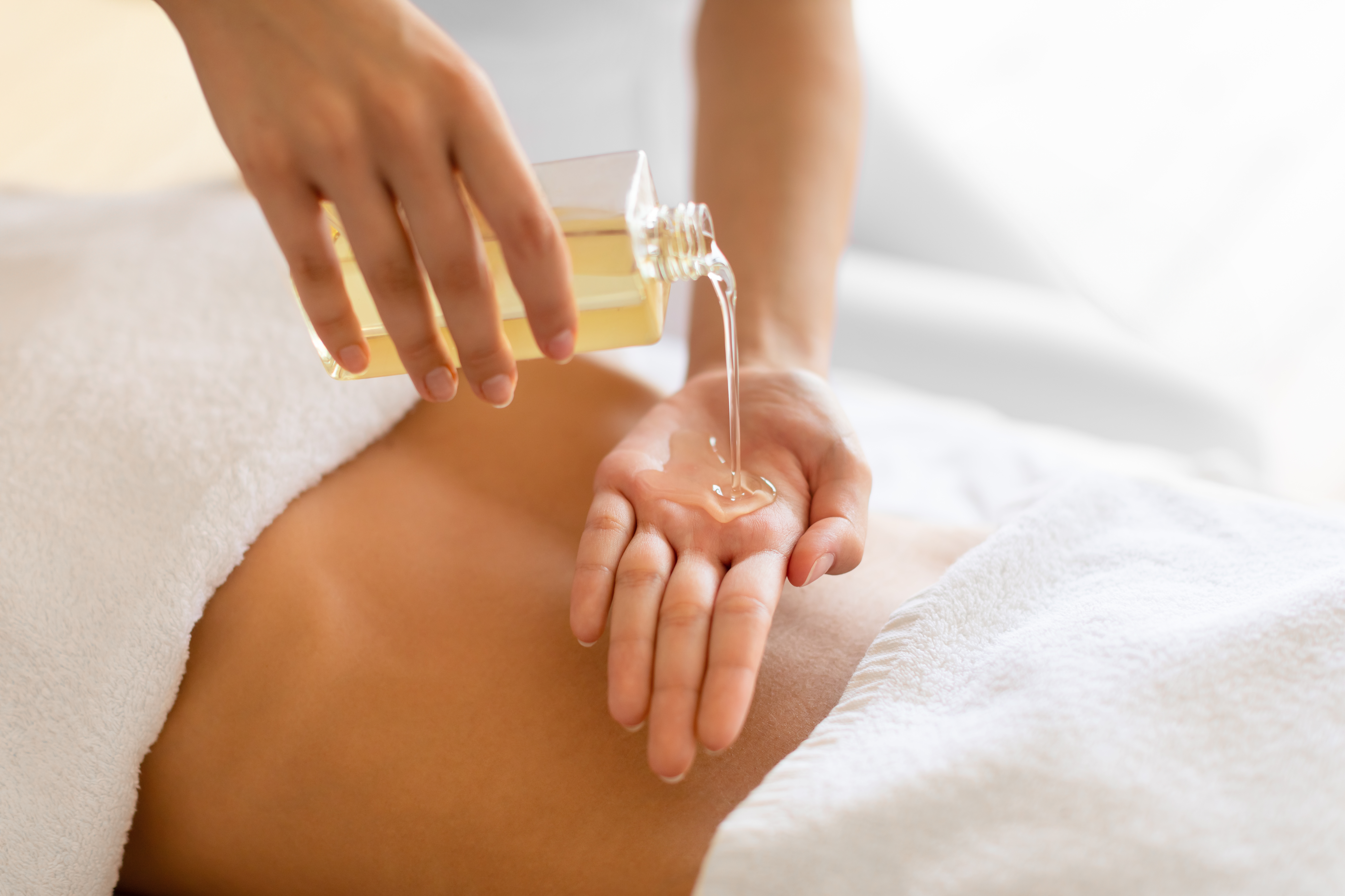Relaxing Hot Oil Massage